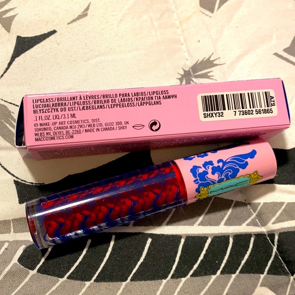 NIB MAC RUBY WOO LIPGLASS LUNAR ILLUSIONS LIMITED EDITION🍒🌙 - Picture 3 of 5